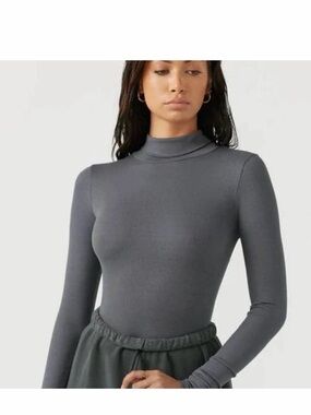 Joah Brown Charcoal Gray Lightweight Hooded Long Sleeve Top